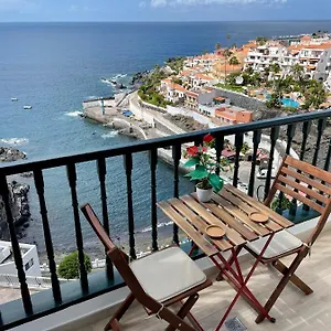 Amazing Sea Views From Cozy Studio. Apartment